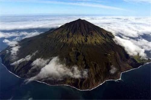 世界十大偏僻岛屿（格陵兰岛上榜，第二常住人口只有50人左右）