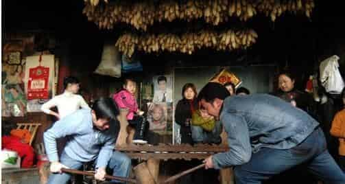 土家族春节习俗：打粑粑杀年猪有什么讲究